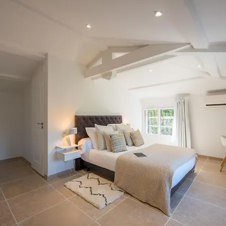In Great Location - Saint-tropez ! Villa