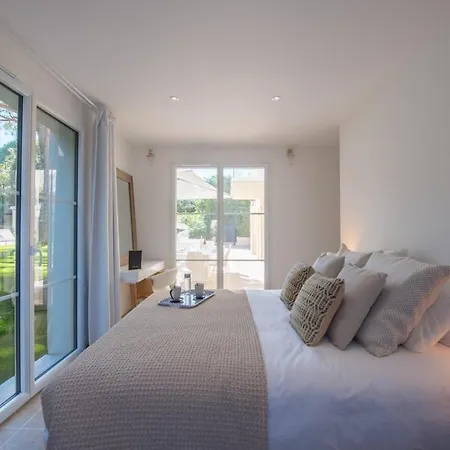 In Great Location - Saint-tropez ! Villa *