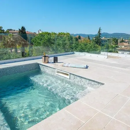 Villa In Great Location - Saint-tropez ! Saint-Tropez