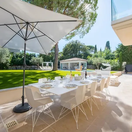 In Great Location - Saint-tropez ! 圣特罗佩